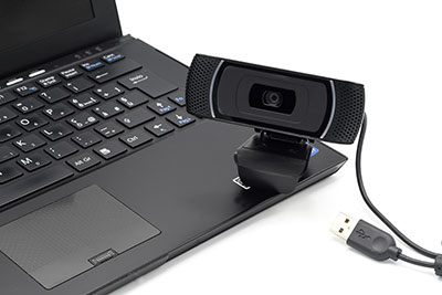 Ordinateur portable équipé d'une caméra web